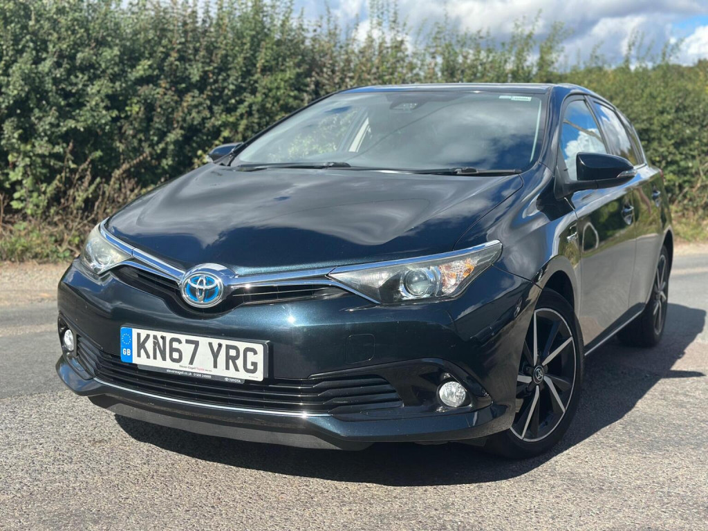 2017 Toyota AURIS